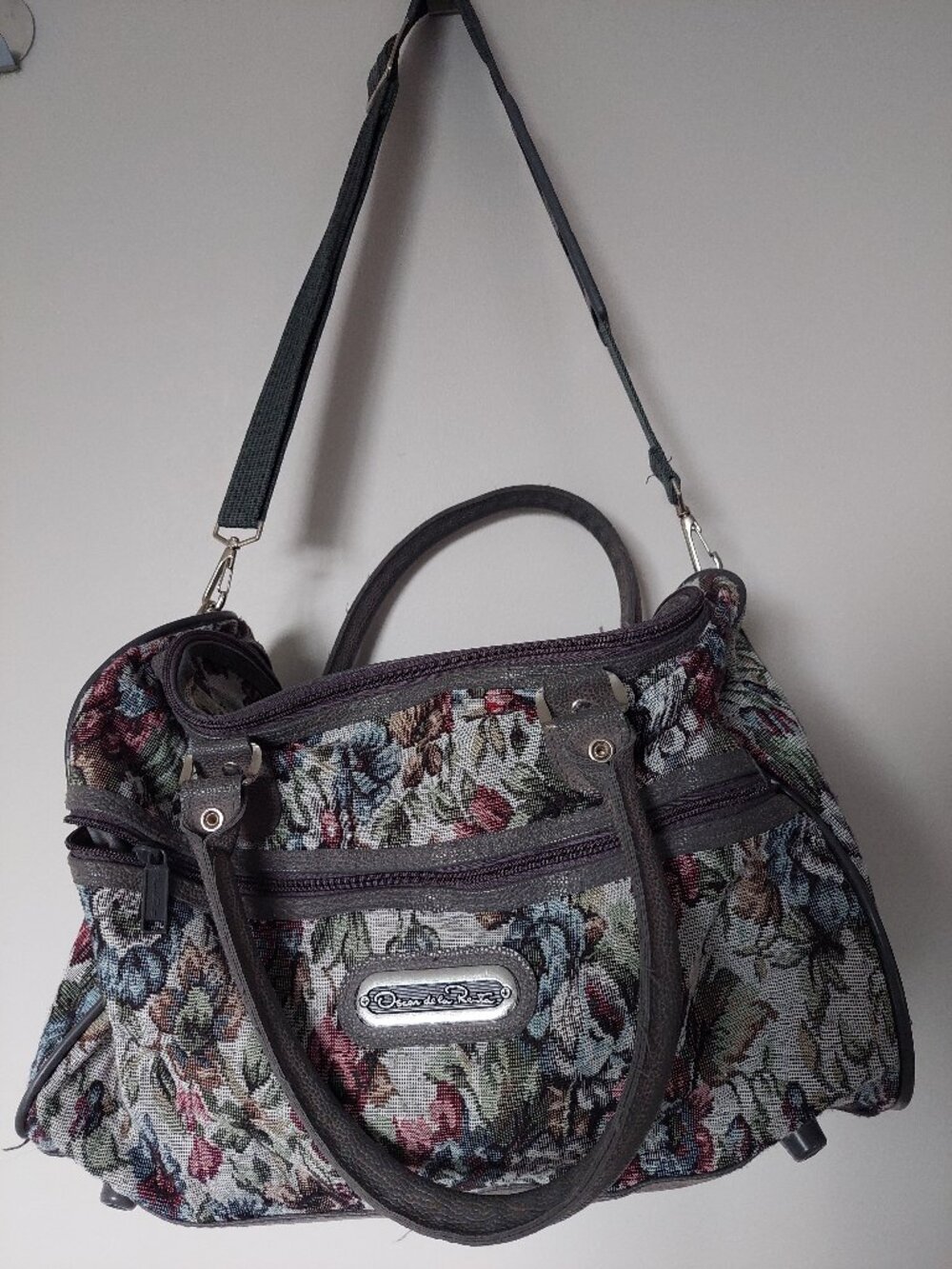 Vintage Oscar de la Renta Floral Tapestry Travel Bag Weekend Overnight Bag